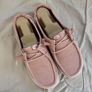 Hey Dude Women's Soft Pink Loafers